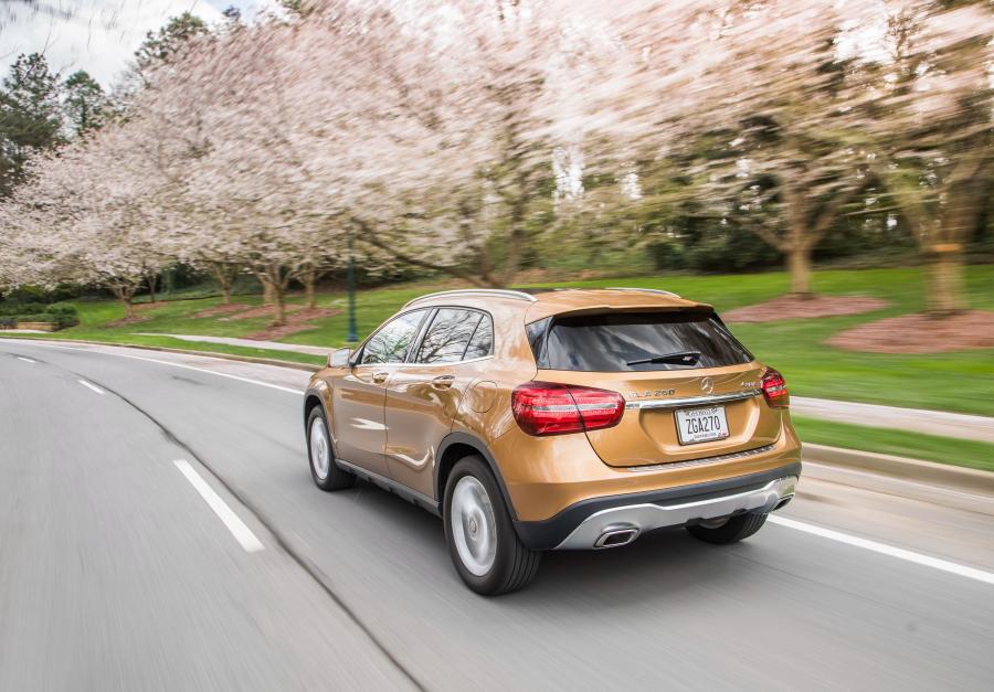  Mercedes-Benz GLA250 4Matic (X156) 2017 года  (NA) (фото 19 из 28)